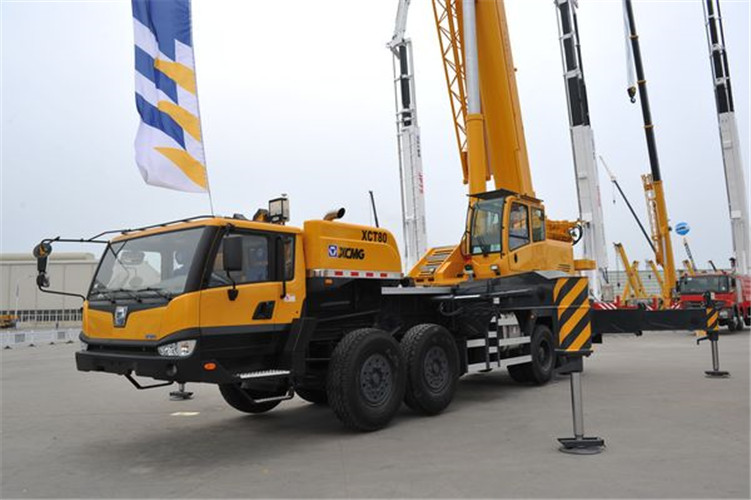 老城区预约吊车后，多久能上门服务？24 小时应急响应吗？